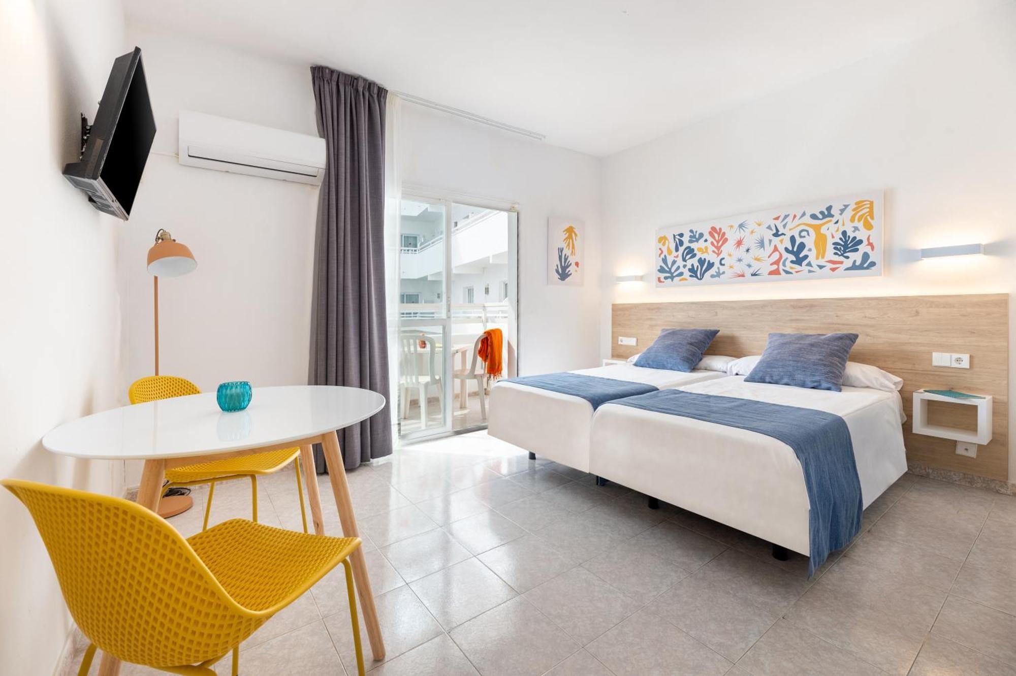 Hotel Apartamentos Vibra Lux Mar Ibiza Zewnętrze zdjęcie